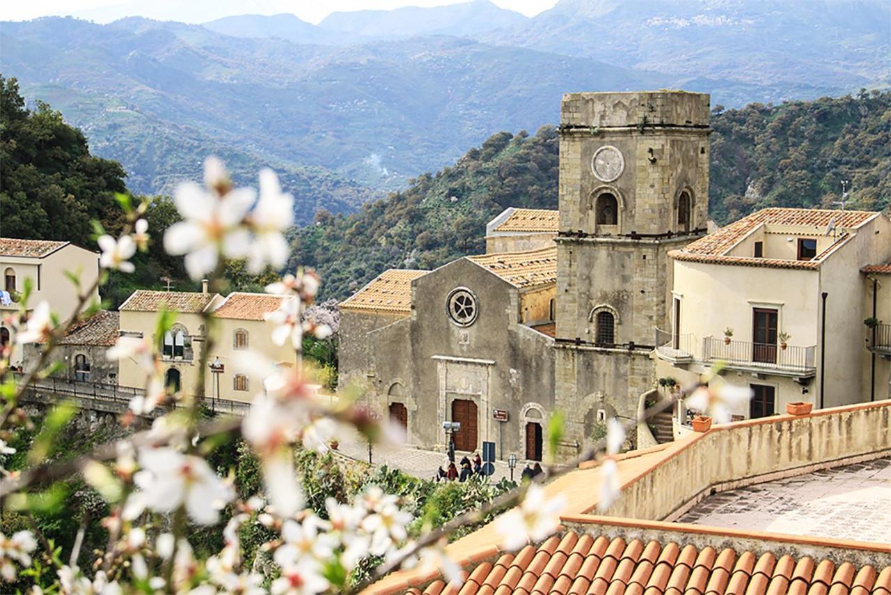 Due Sicilie Maison De Charme Casalvecchio Siculo 외부 사진