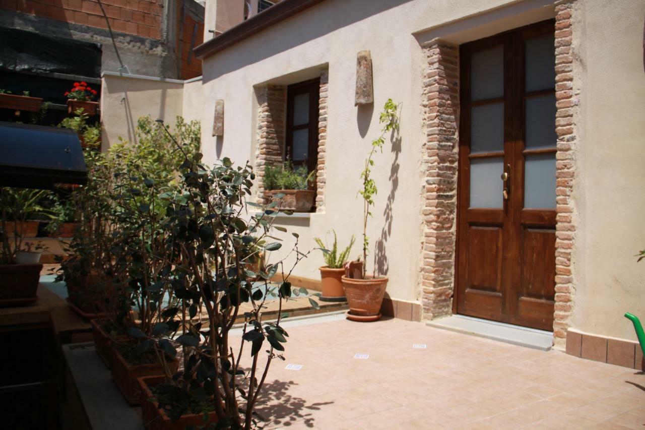 Due Sicilie Maison De Charme Casalvecchio Siculo 외부 사진